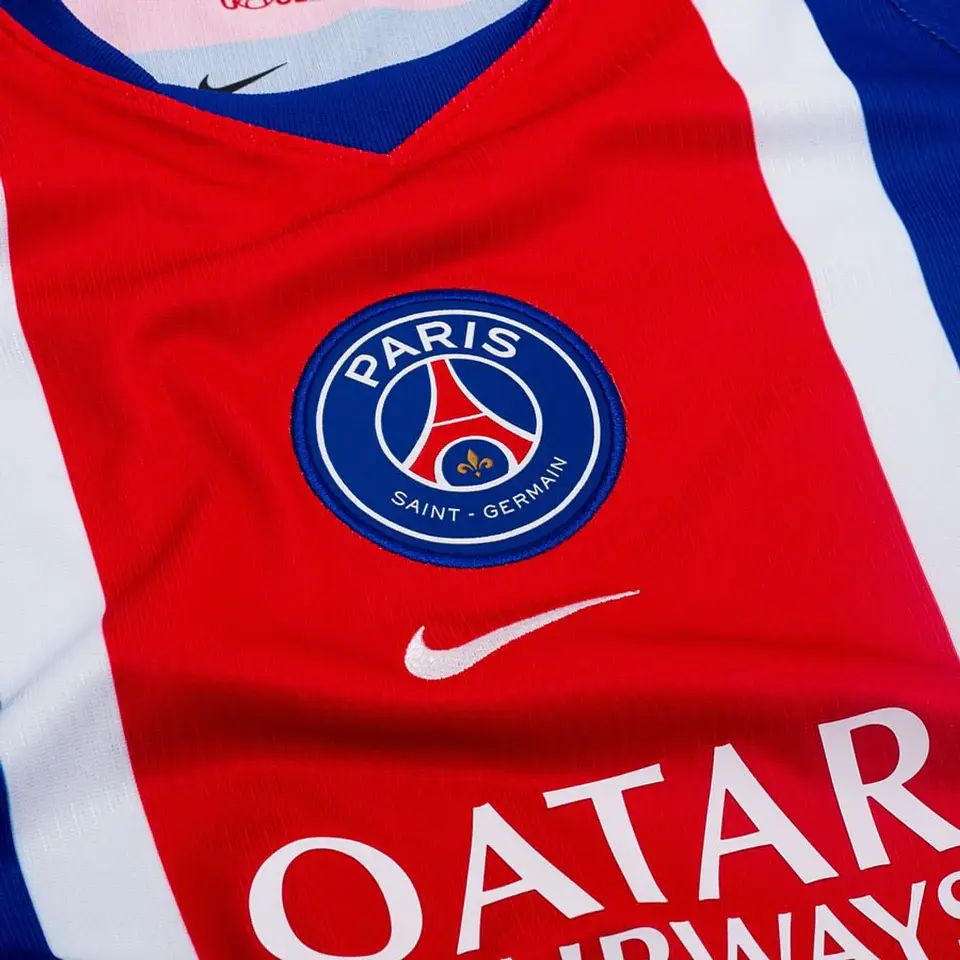 Paris SG manga cumprida 2026-27 3