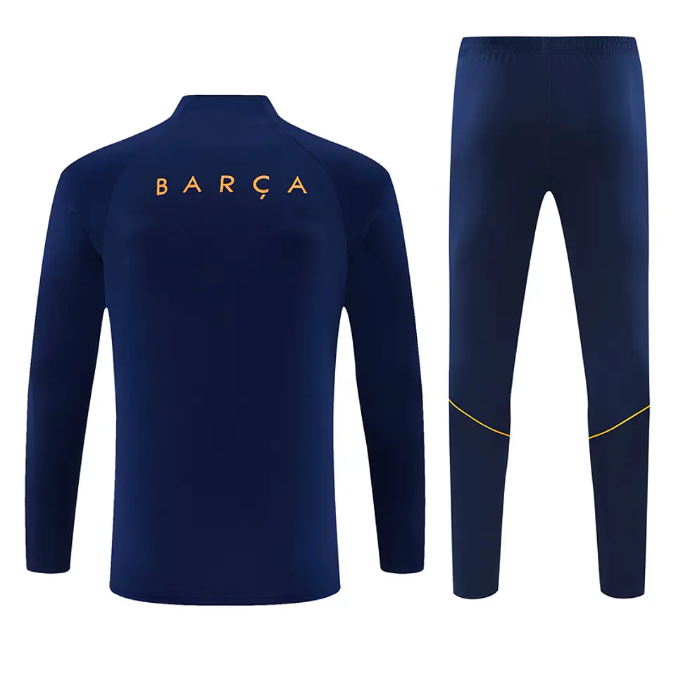 Barcelona Train 2026 - 1/2 Zip 2