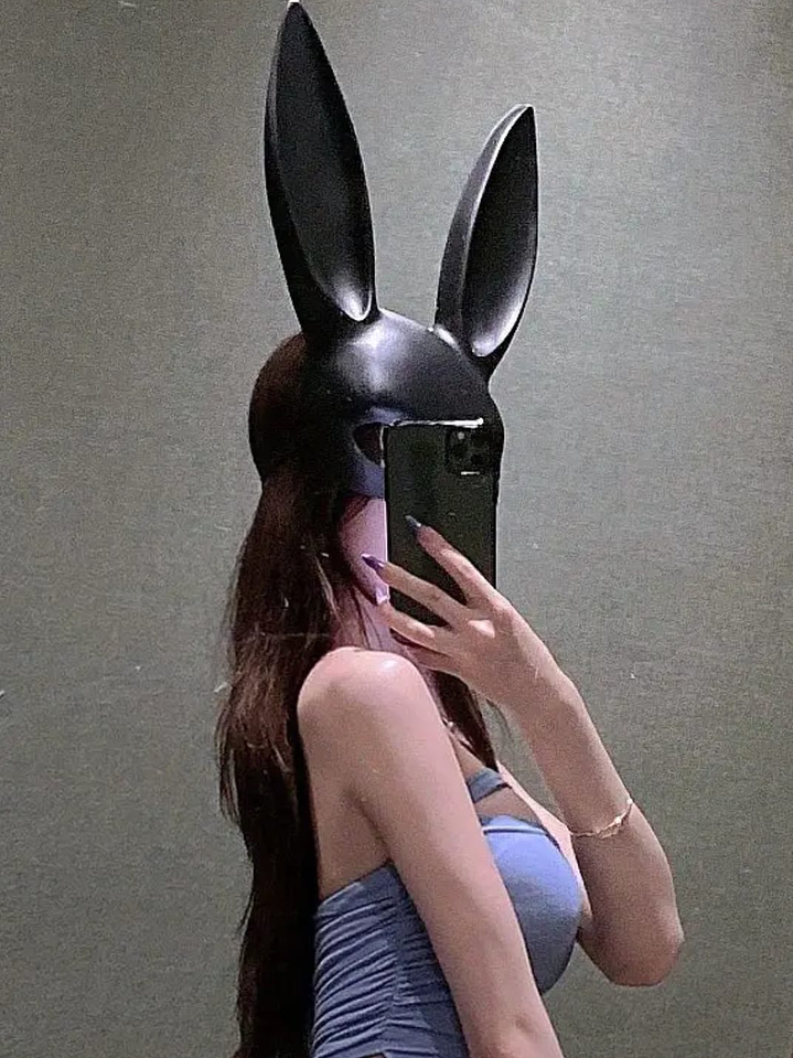 Antifaz Conejita Negra Mate 2