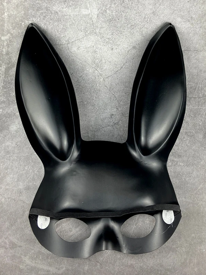 Antifaz Conejita Negra Mate 4