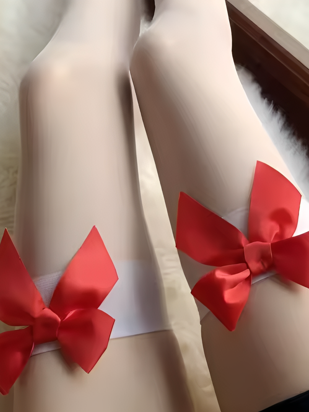 Medias Largas Blancas Con Lazo Rojo/ Rosa 3