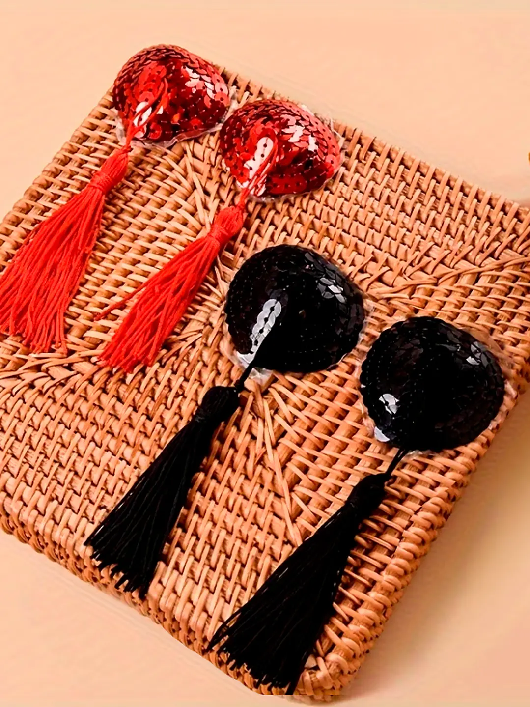 Pezoneras tipo corazon de lentejuelas 1