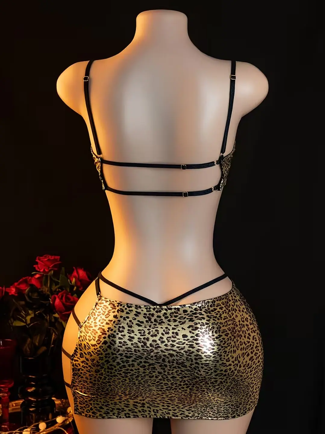 MINI CONJUNTO DE VESTIDO SEXI ANIMAL PRINT CON CADENA LIZMAR  2