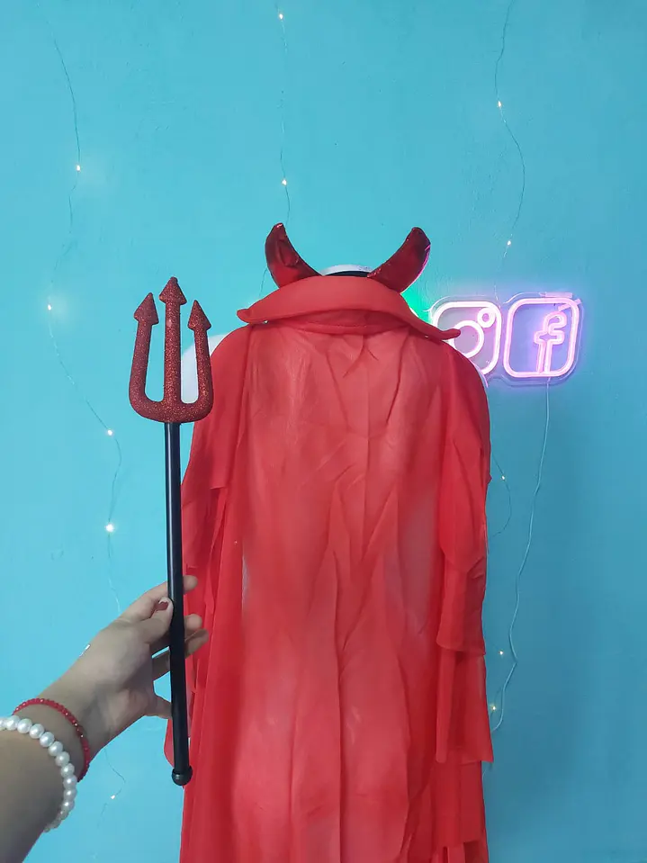 SET DE 3 PIEZAS PARA DIABLA  CAPA + TRIDENTE + DIADEMA DIABLURA WOMAN 2