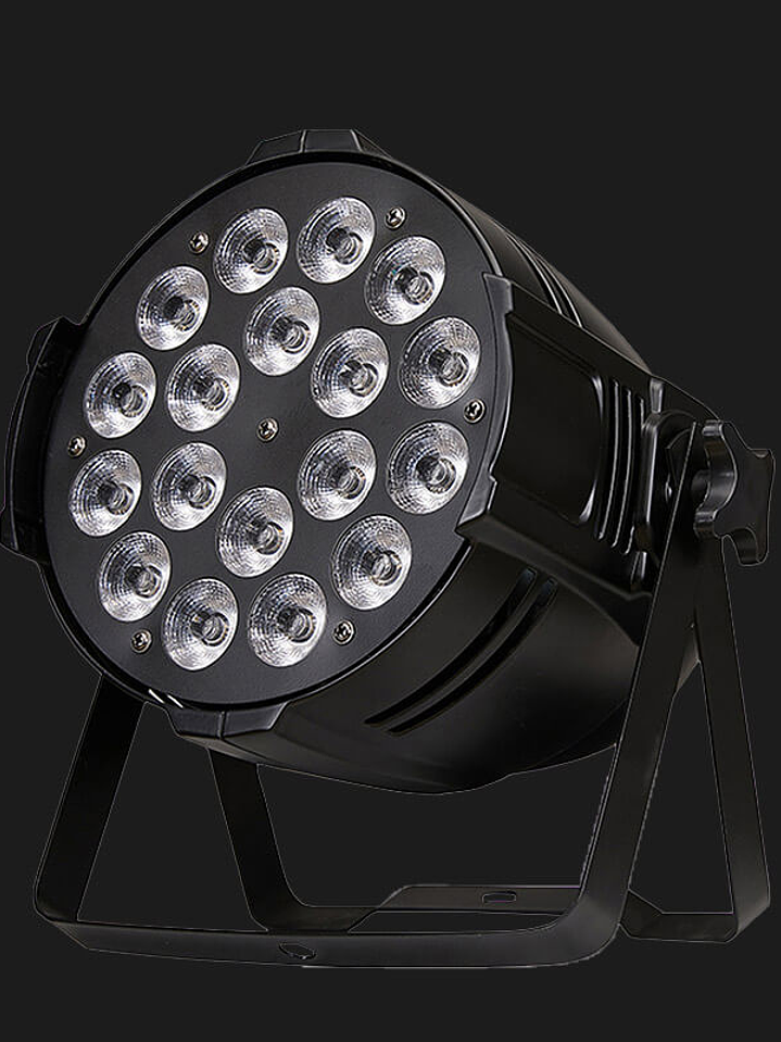 Foco con una potencia de 200W.  4 en 1 par light, 1670 K colores, diseño portátil y duradero.                            2