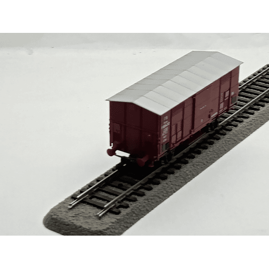 Carro de mercancía cerrado de FS, escala HO, Piko, viene de un set de inicio