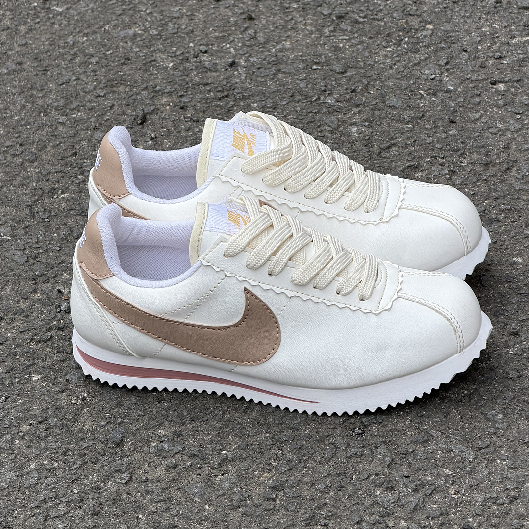 Nike borrador rosa 1