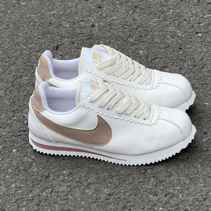 Nike borrador rosa 1