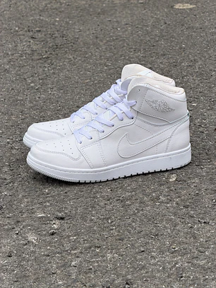 Jordan bota blanco