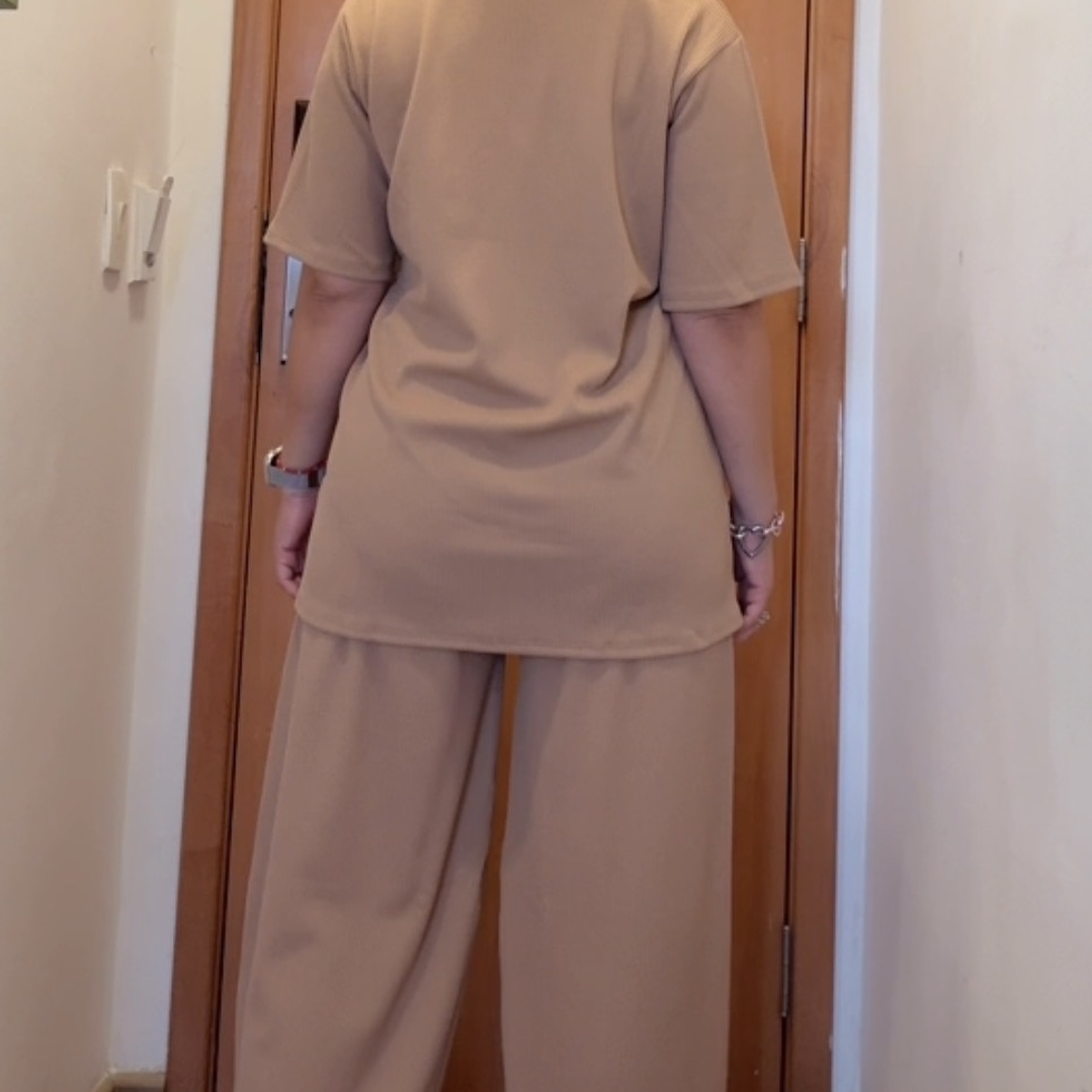 Conjunto Palazo Overzize Camel 3