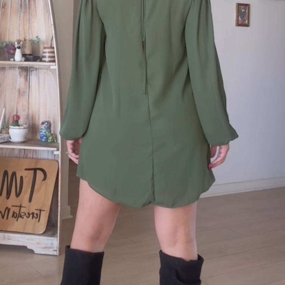 Vestido con Short Rosario Verde militar  2
