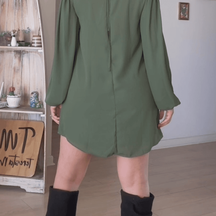 Vestido con Short Rosario Verde militar  2