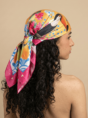 Pañuelo Tucano en Flor