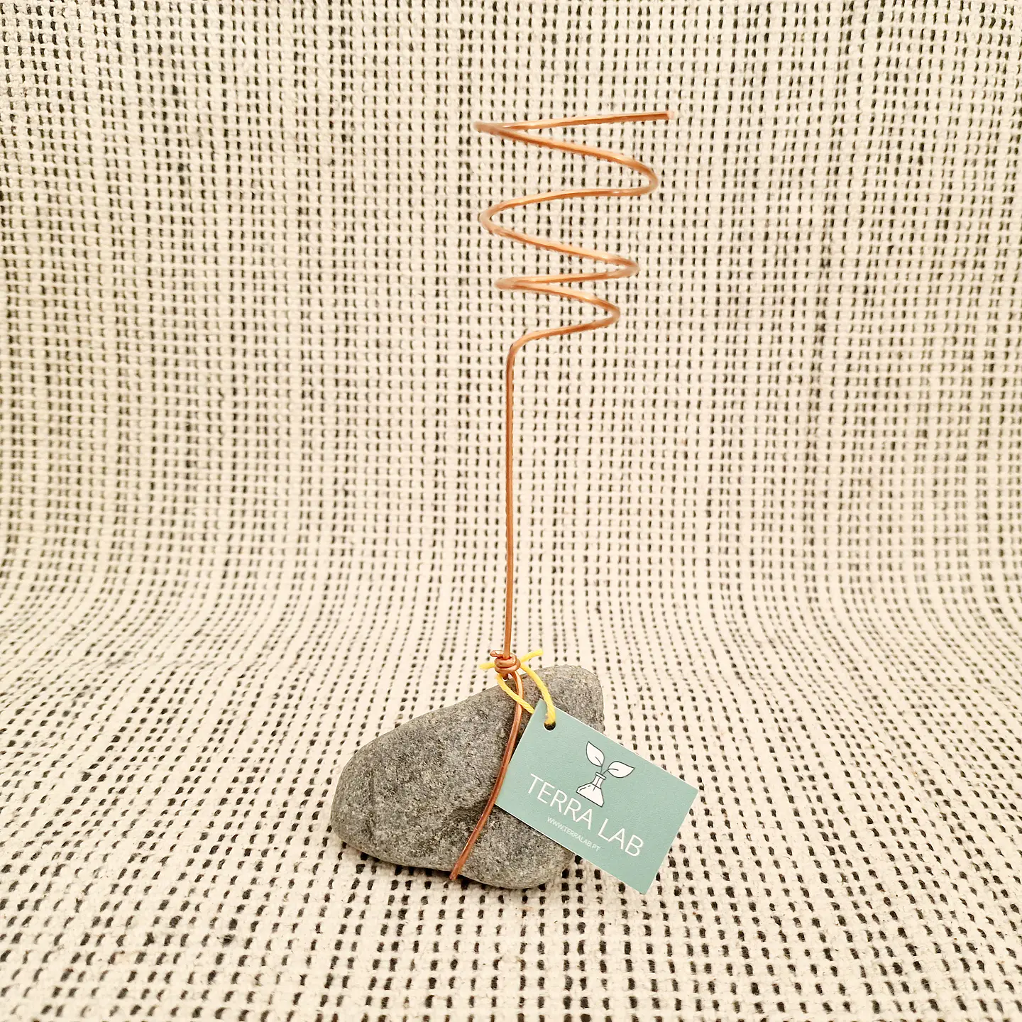 Stone and Copper Air Plant Stand – Natural and Minimalist Elegance 5