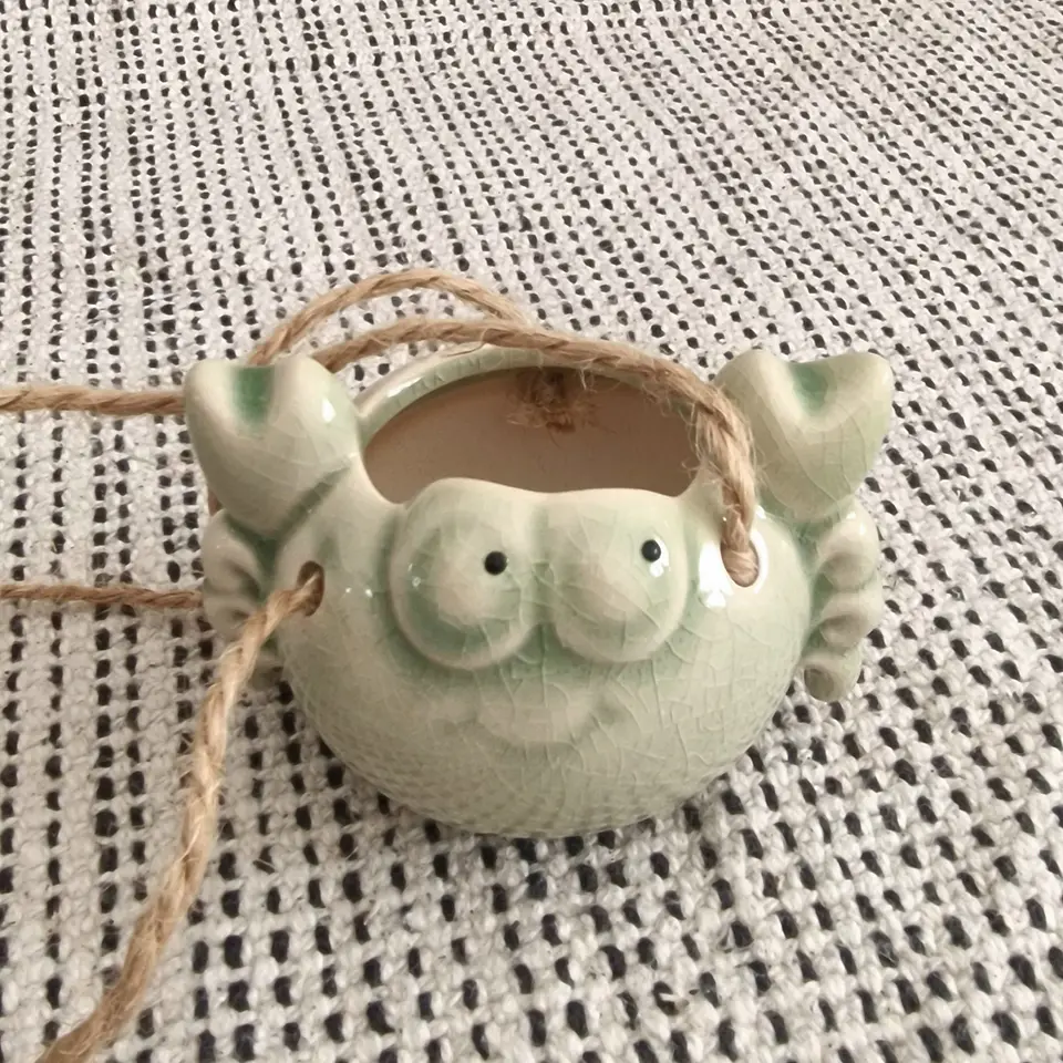 Ceramic Hanging Crab Air Plant Holder 6