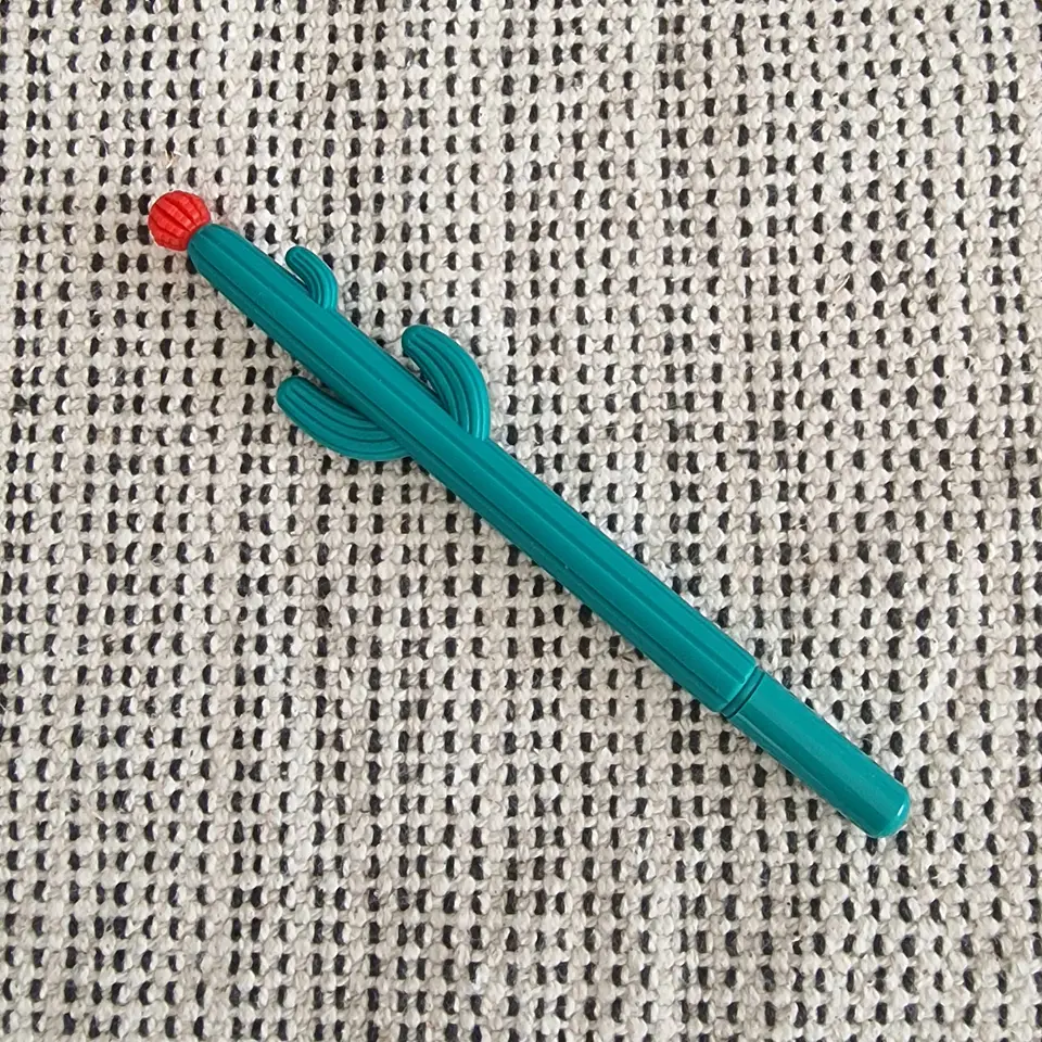Cactus-shaped pen 2