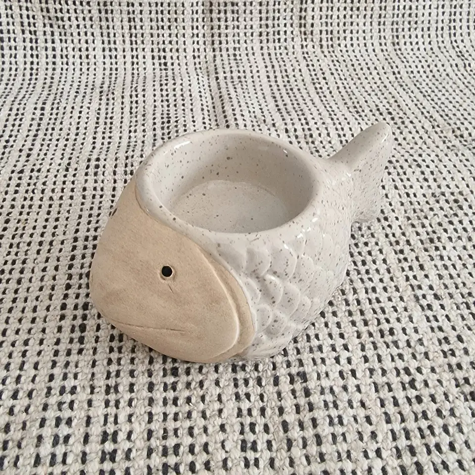 Suporte em Forma de Peixe 2