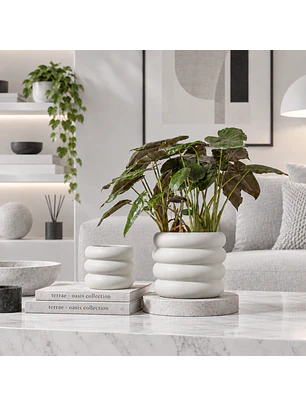 Dune Ceramic Planter in Gray