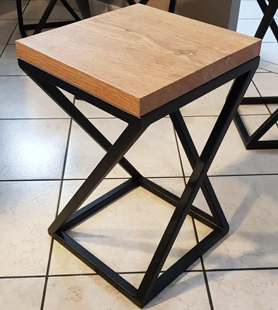 Mesa Lateral industrial Crixus 2
