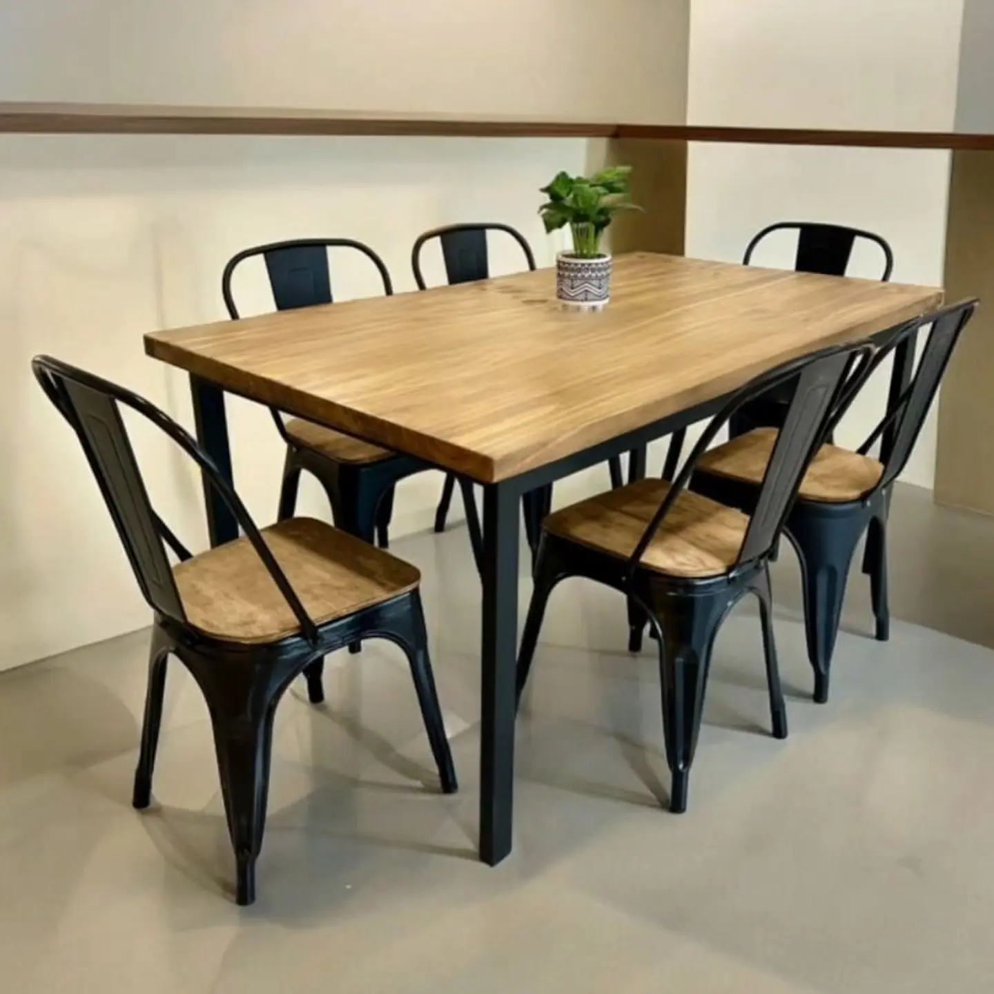 Comedor Larraín 6 Personas Tolix Madera - Negro 6