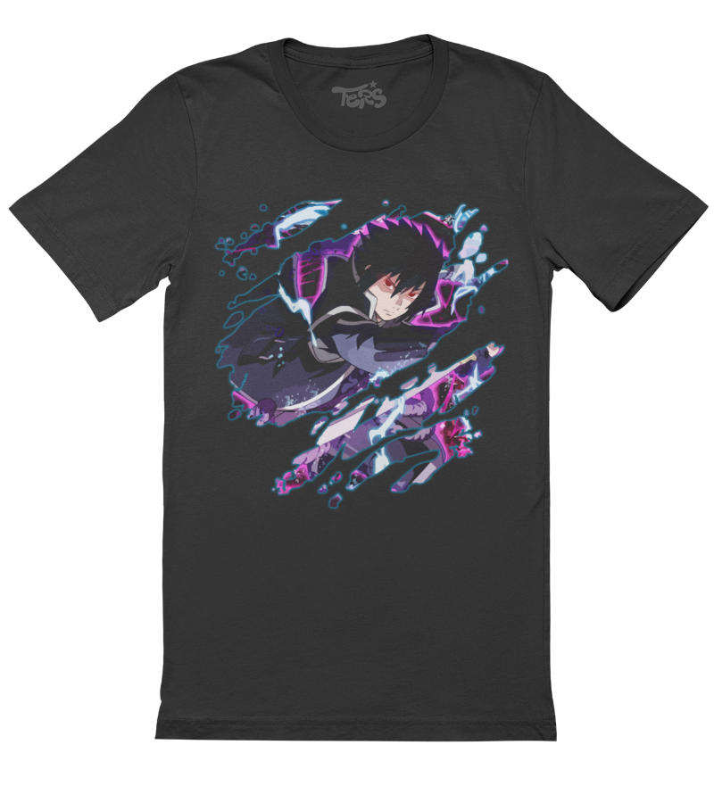 Polera Sasuke Uchiha Acción