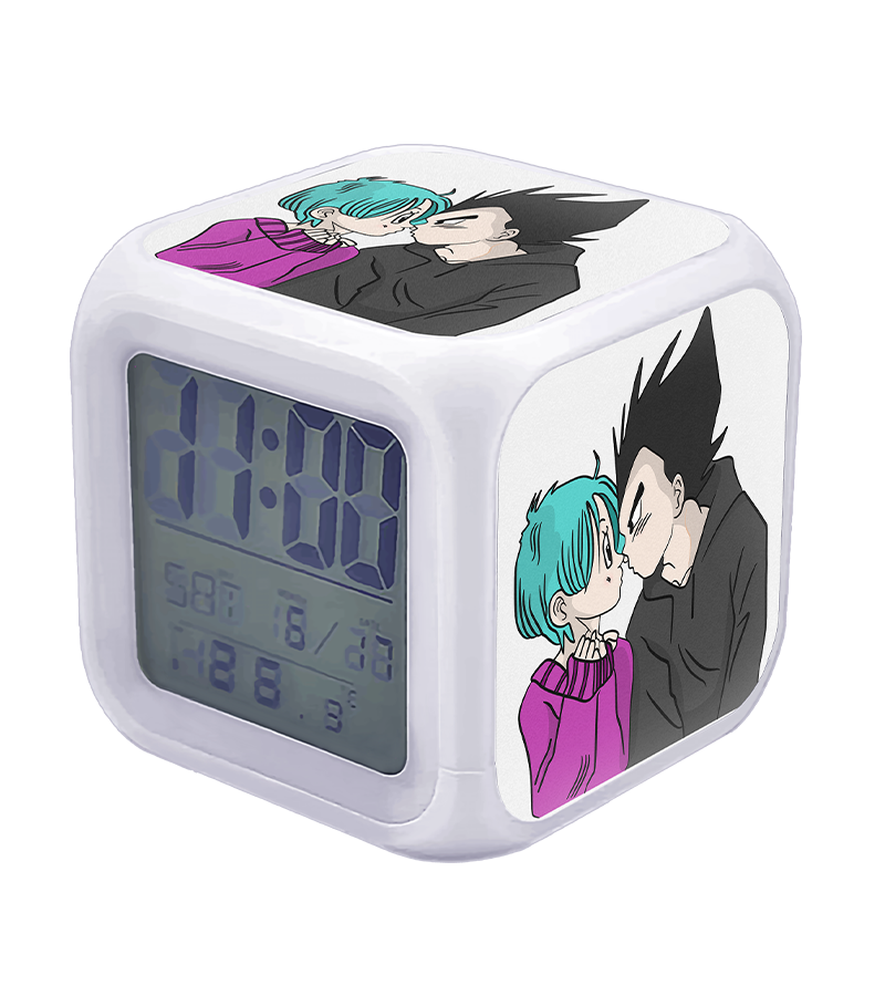 Reloj Despertador Vegata y Bulma Enamorados