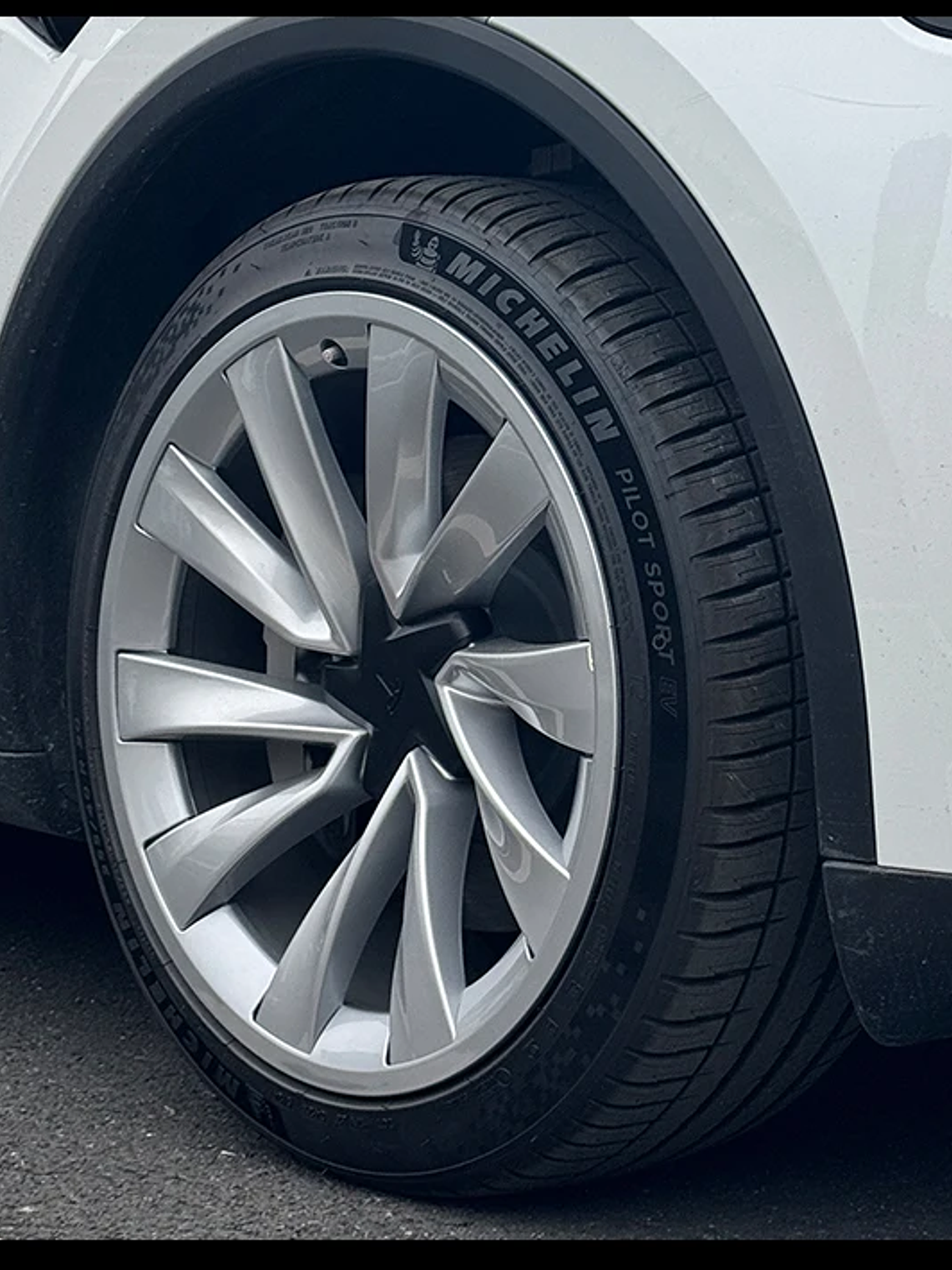 Tesla Model Y Juniper 2025-2026 20-inch Ring Protection Wheel Hub 18