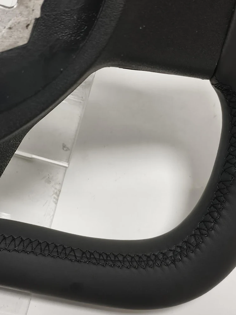 Customized New Yoke Steering Wheel For Tesla Model 3/Y 13