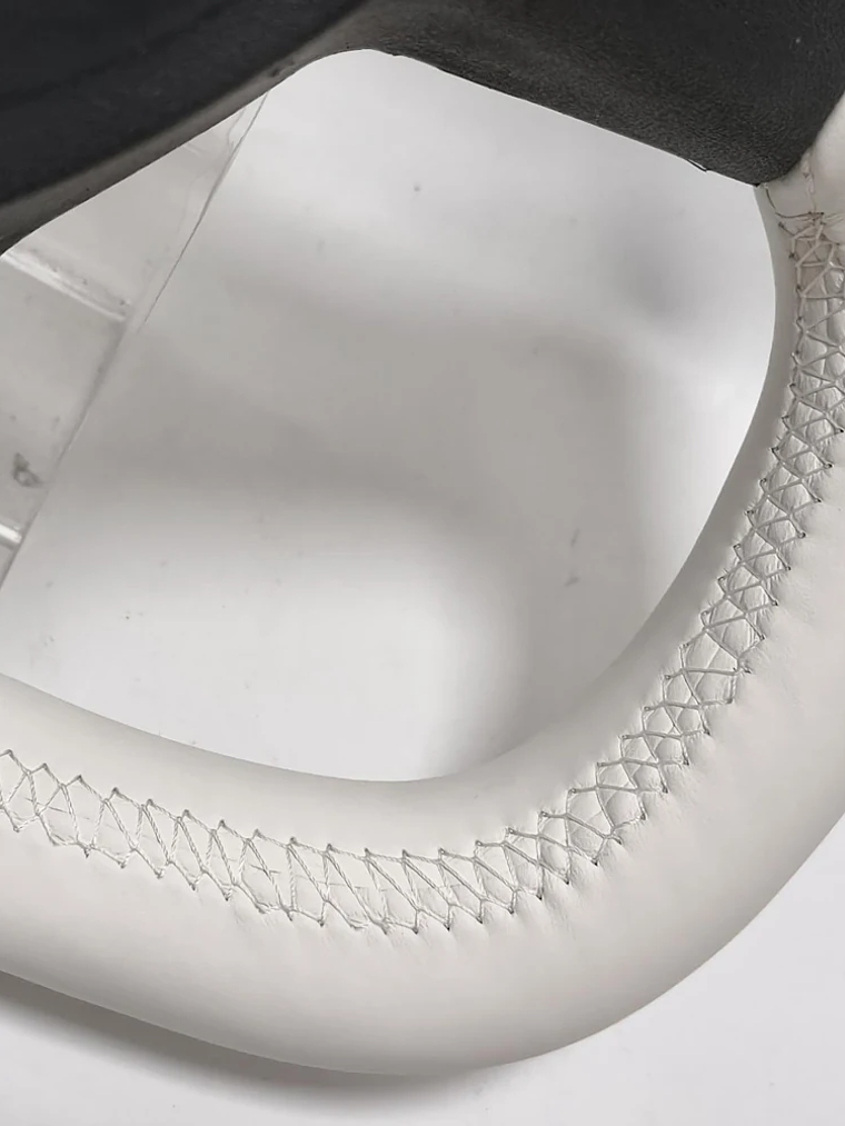 Customized New Yoke Steering Wheel For Tesla Model 3/Y 16