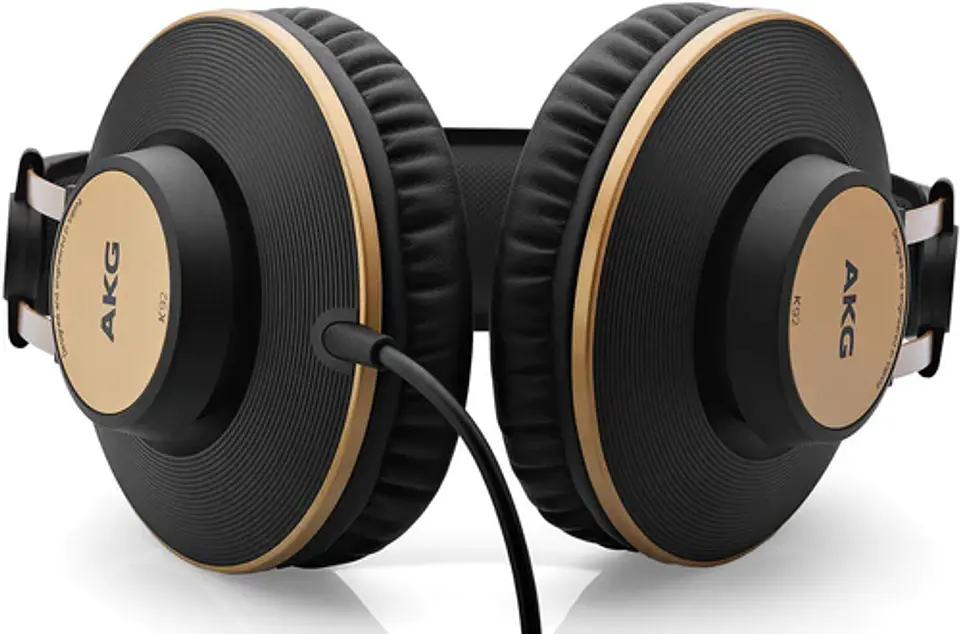AUDÍFONO AKG CERRADO K92 3