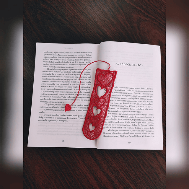 Matriz fsl marcador libro corazones rojos