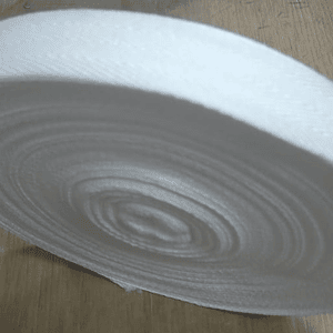 Cinta espiga poliester blanca rollo 2.5 cms. x 50 mt.