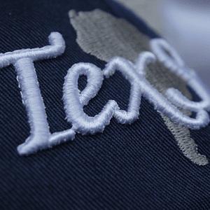 1102 hilo bordar blanco 4000 mts