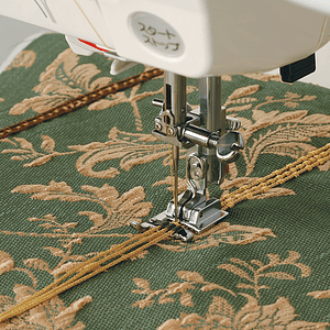 Pie para acordonado triple (computarizada)