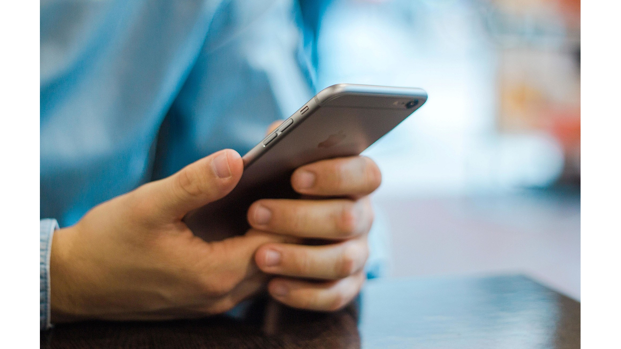 ¿Estamos usando el celular o el celular nos usa? 1