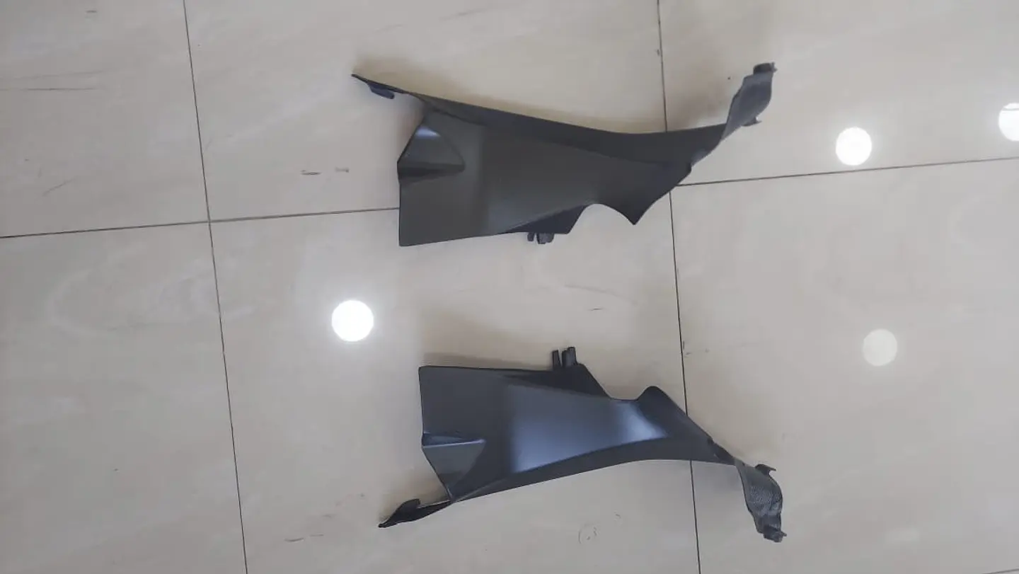 Carenagem de cobertura de ar dianteira superior  Ducati 899 1199 1299 Panigale 1