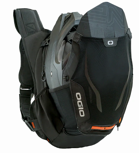 Mochila Ogio Safari D3O, com protetor de costas D3O incluso e reservatório de hidratação de 2 litros, ideal para motociclismo, bicicleta, trilhas e atividades ao ar livre.