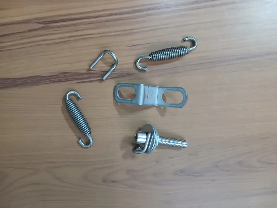 Molas e Suporte para escape 1
