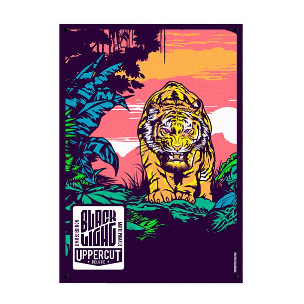 Uppercut Deluxe - Black Light Banner Edição Limitada