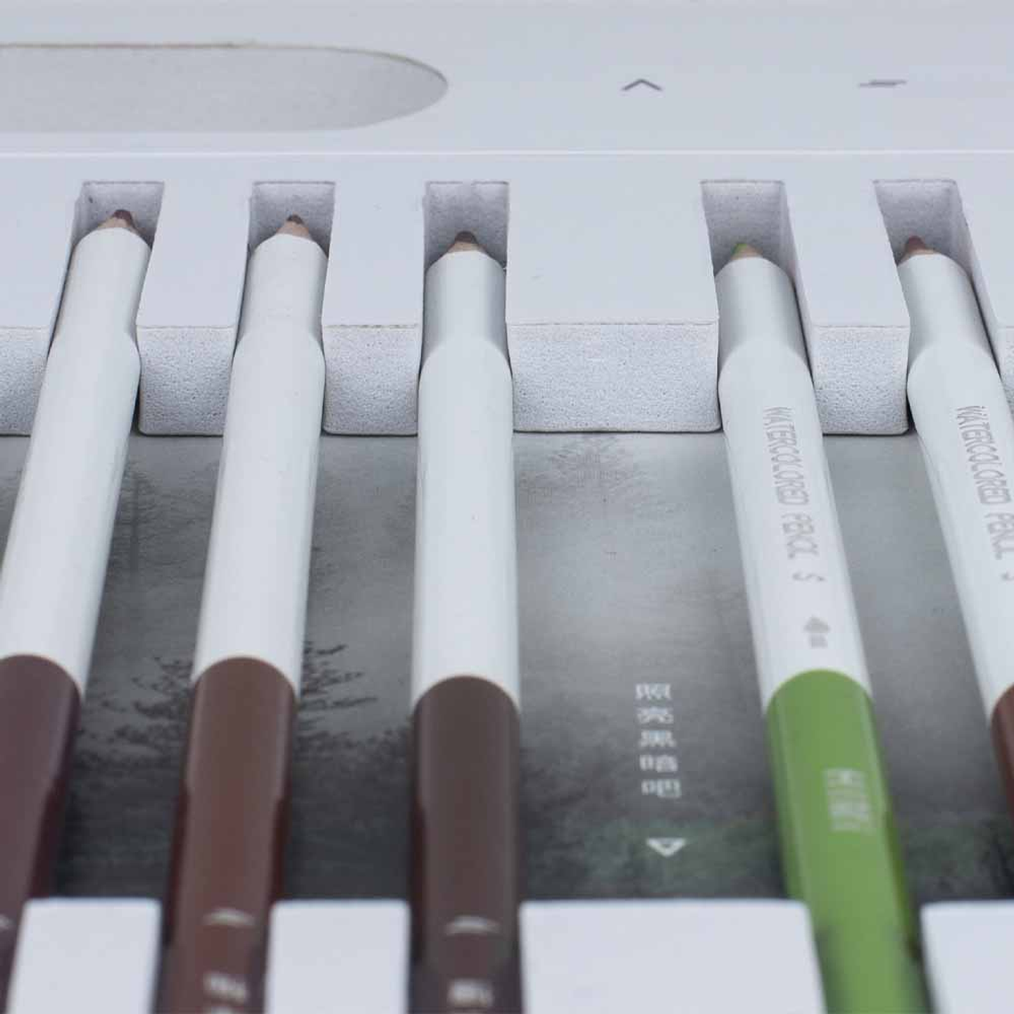 HIMI LÁPICES ACUARELABLES SET 36 COLORES  8