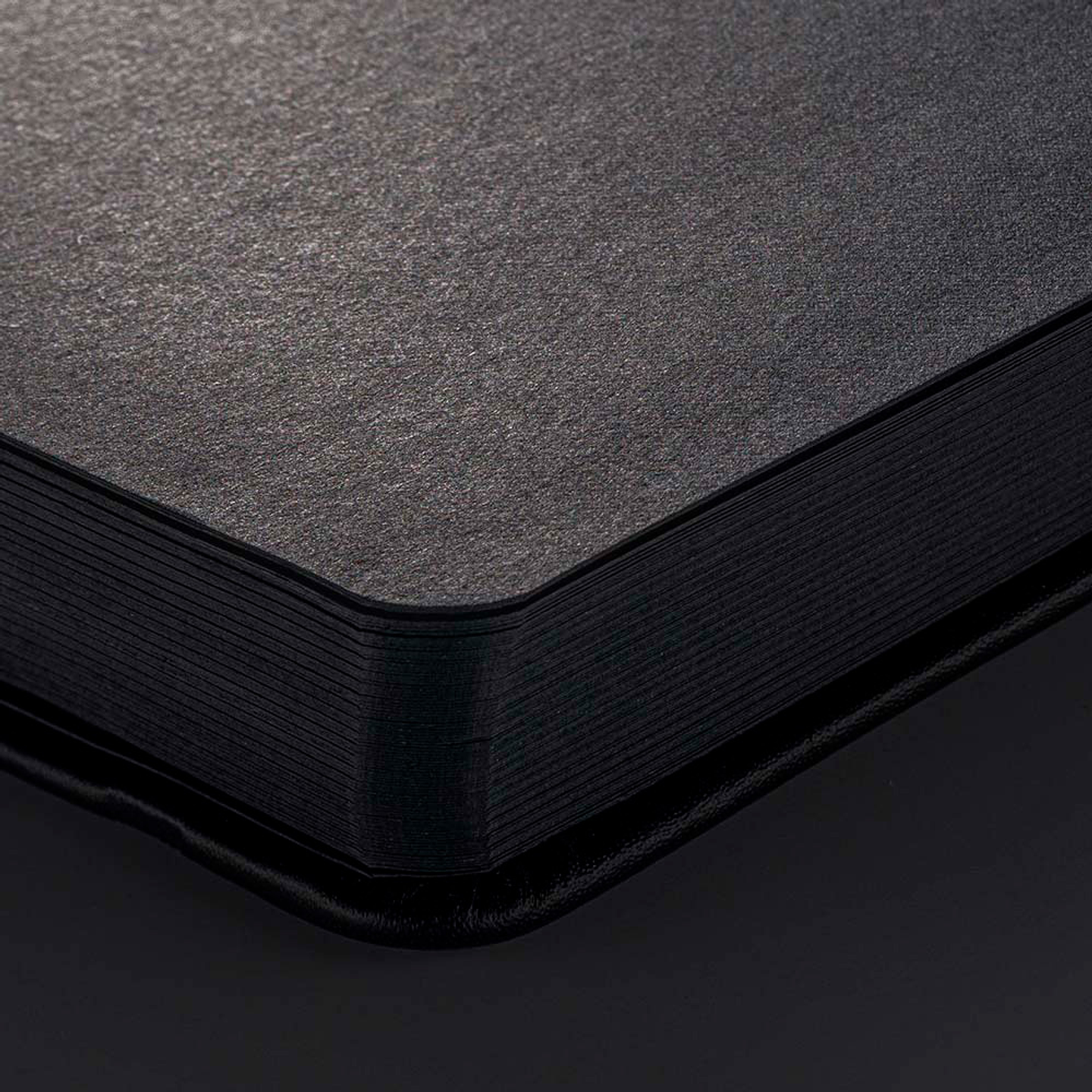 SKETCHBOOK SAKURA HOJA COLOR NEGRO 12X12 CM 140GR 80 HOJAS  3