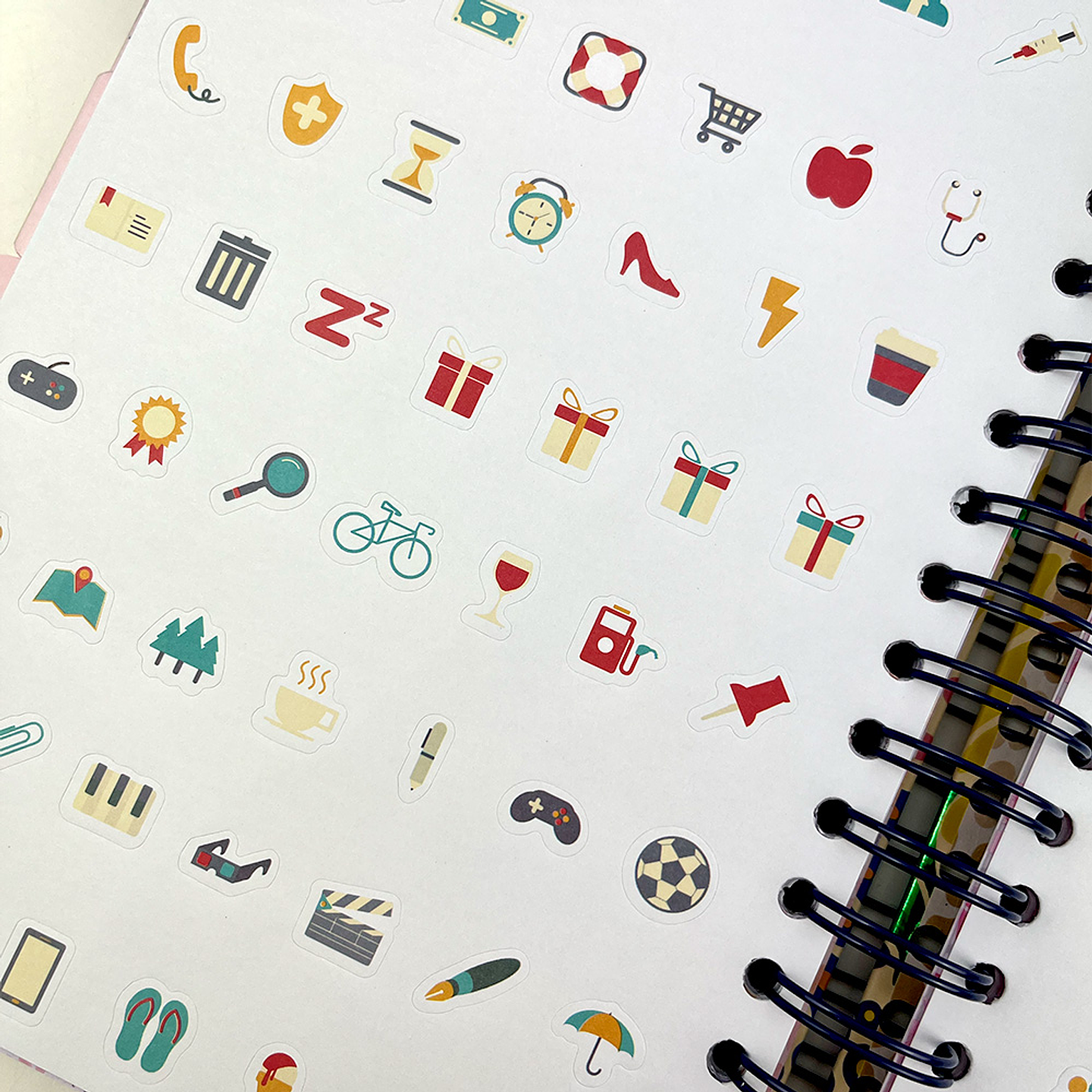 AGENDA ASCOTT C/ESPIRAL FLOWERED 22X17.1 CM  9