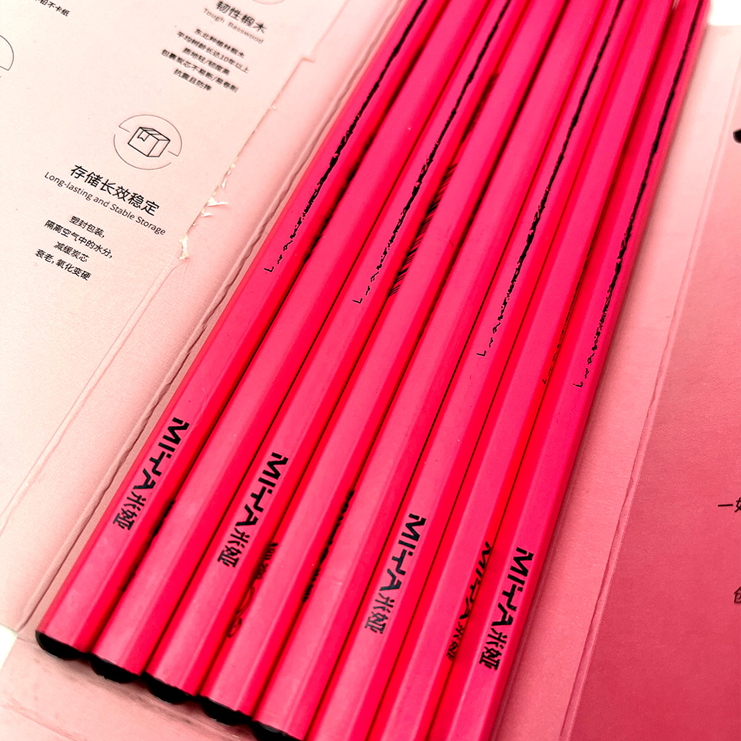 MIYA LÁPIZ CARBÓN DE SAUCE SERIE FLAMINGO 1 UNIDAD 5