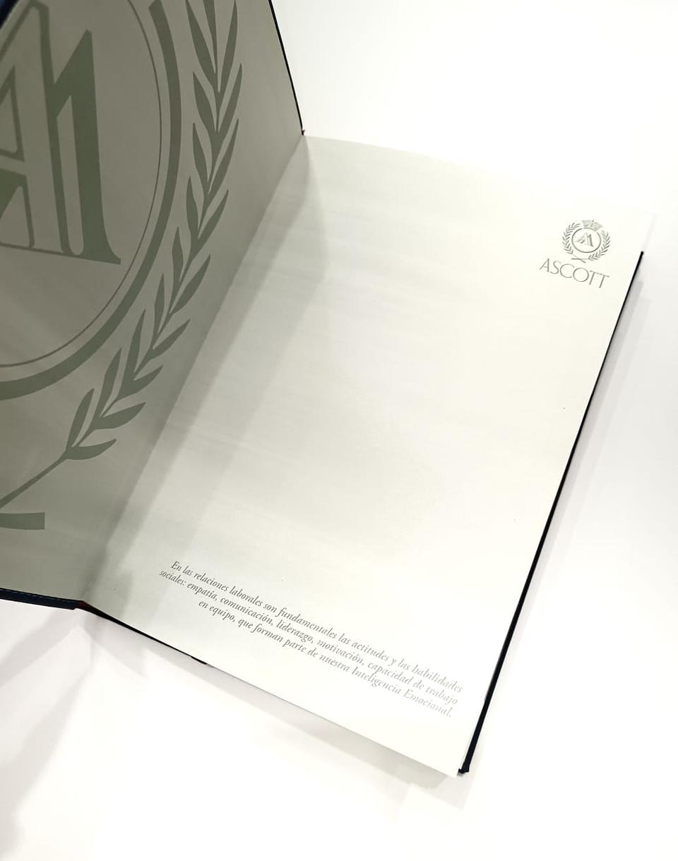 AGENDA ASCOTT PRESIDENTE CLÁSICA AZUL S/LOGO 4