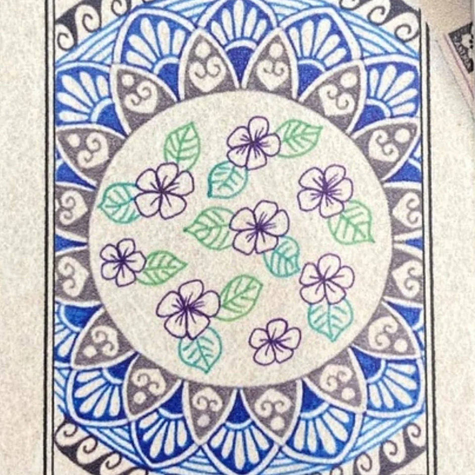 SET DE TIRALÍNEA PIGMA MICRON SAKURA 0.5MM MANDALA  5