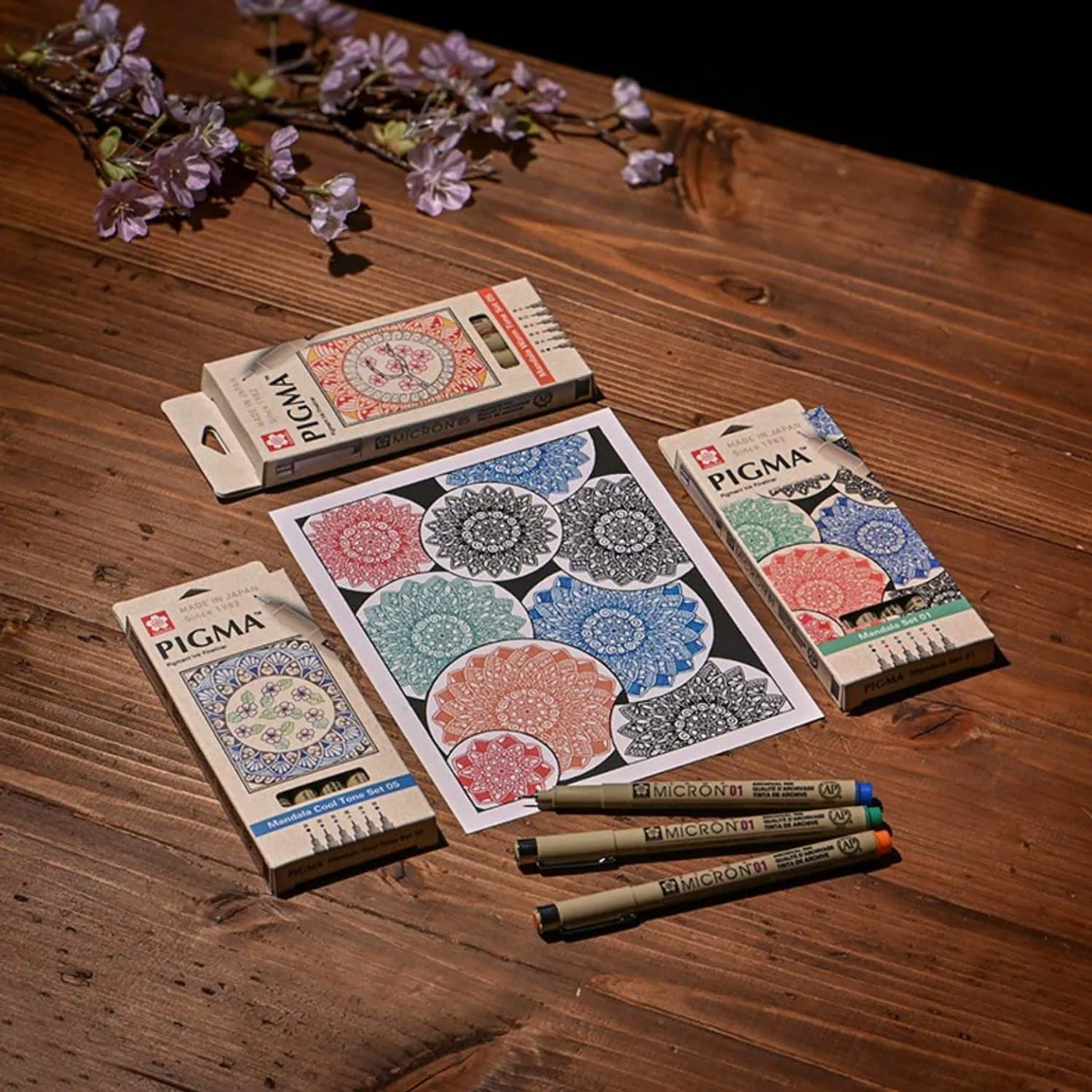 SET DE TIRALÍNEA PIGMA MICRON SAKURA 0.5MM MANDALA  4