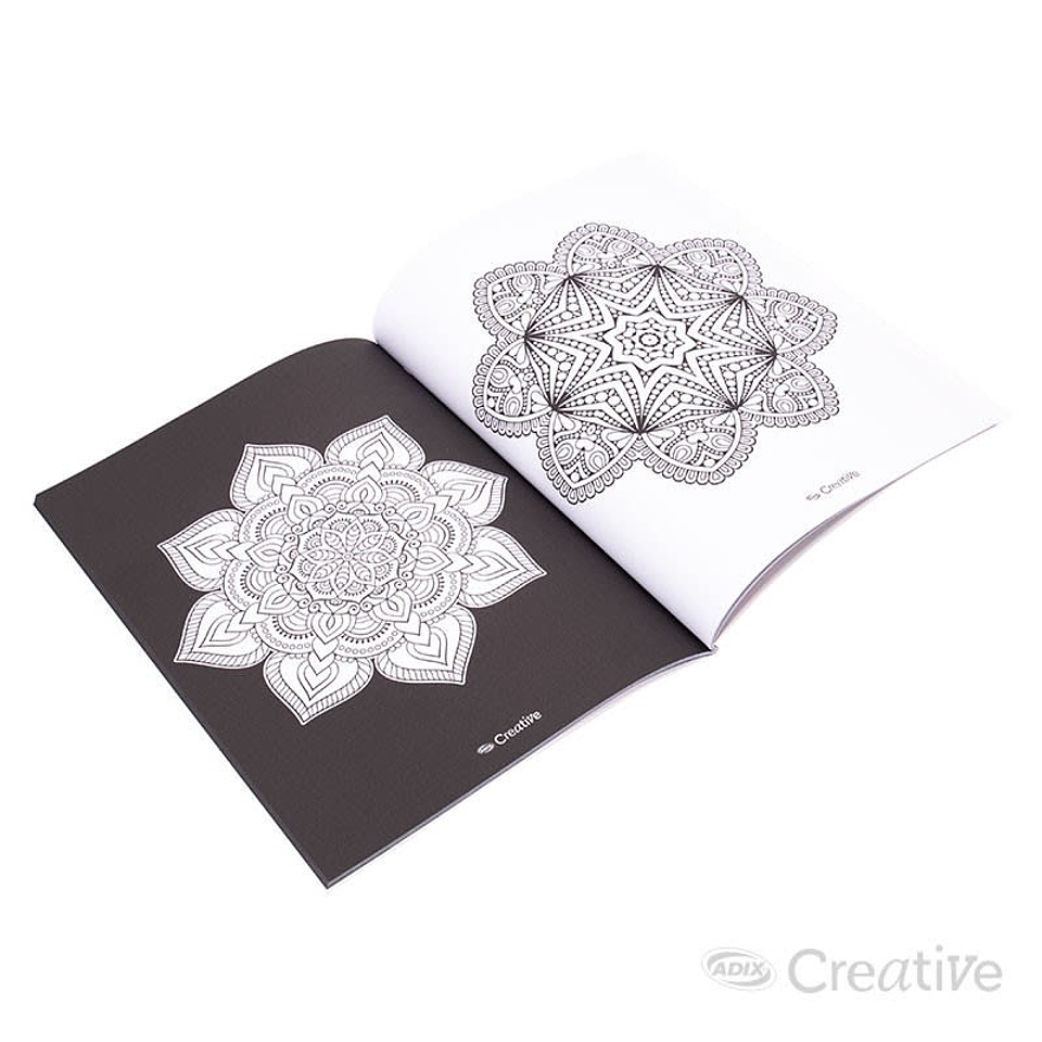 LIBRO ADIX CREATIVE 50 MANDALAS BLANCO Y NEGRO  2