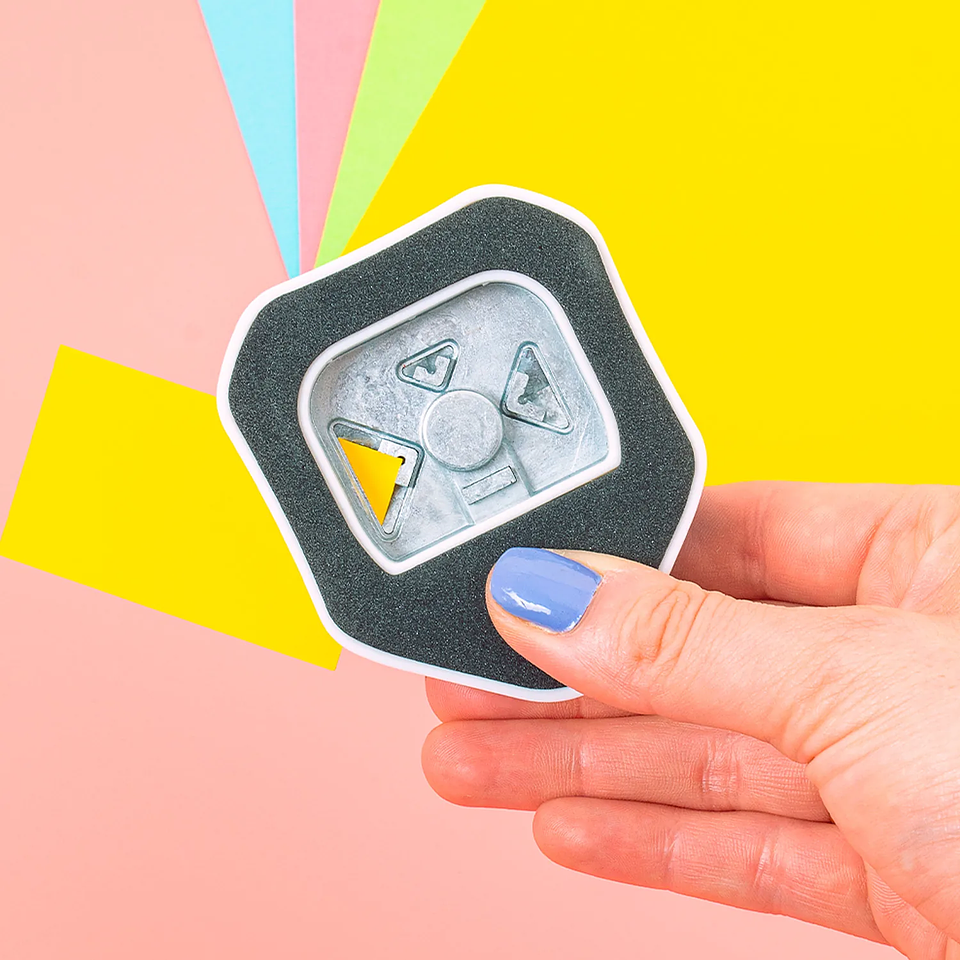 ADIX PERFORADORA DE ESQUINAS REDONDEADAS TRIPLE  4