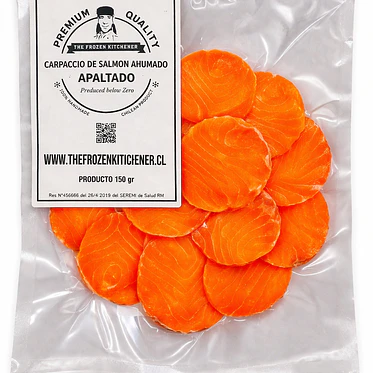  Carpaccio de salmón  ahumado y salsa de palta 1