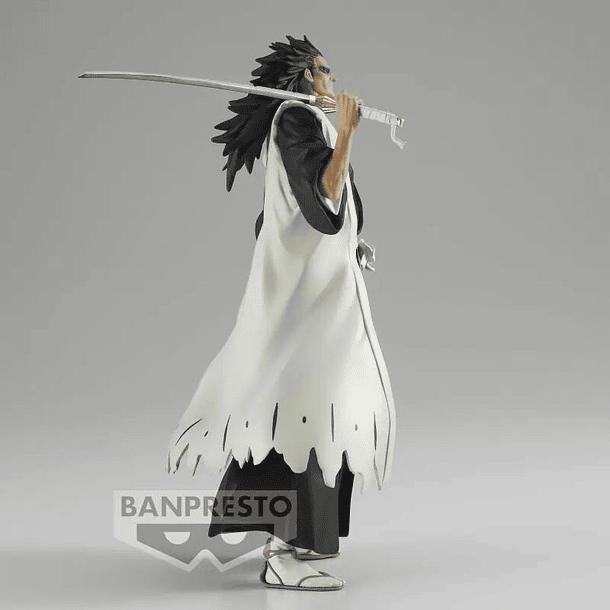 Bleach Zaraki Kenpachi Solid and Souls Banpresto Original 3